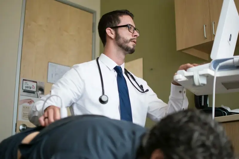 Platelet-Rich Plasma (PRP) Therapy at Regenerative Performance